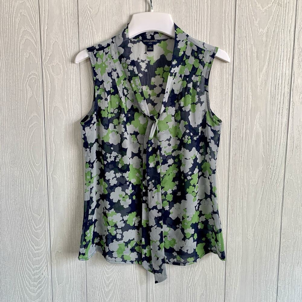 Banana Republic Petite Blue Floral Sheer Top PS